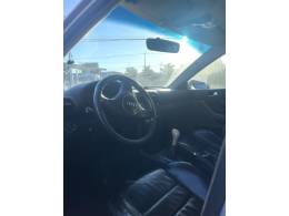 AUDI - A3 - 2002/2002 - Cinza - R$ 22.900,00