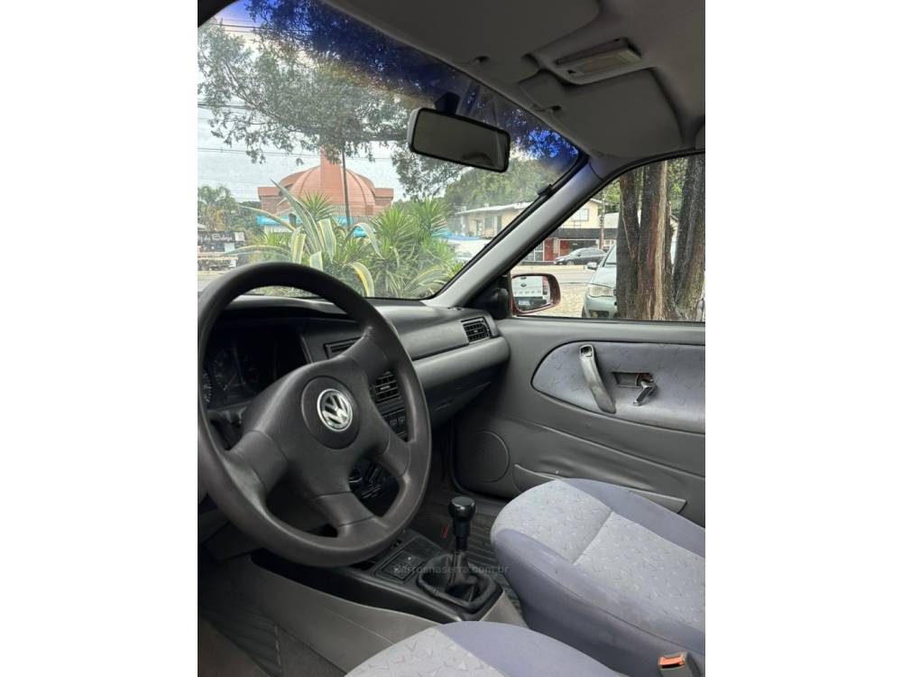 VOLKSWAGEN - SANTANA - 2000/2000 - Vermelha - R$ 17.900,00