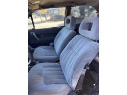 VOLKSWAGEN - SANTANA - 1992/1992 - Bege - R$ 13.900,00