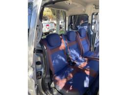 CITROËN - BERLINGO - 2002/2002 - Cinza - R$ 16.900,00