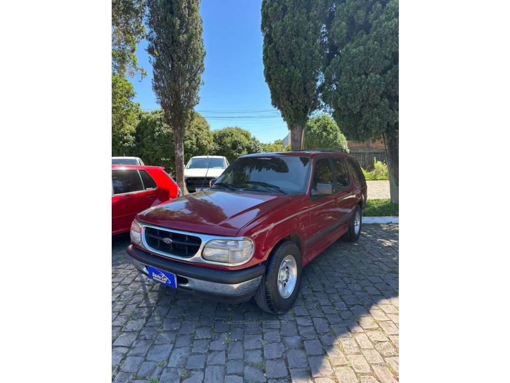 FORD - EXPLORER - 1997/1998 - Vermelha - Sob Consulta