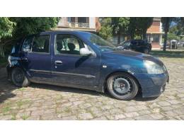 RENAULT - CLIO - 2006/2006 - Verde - R$ 16.900,00