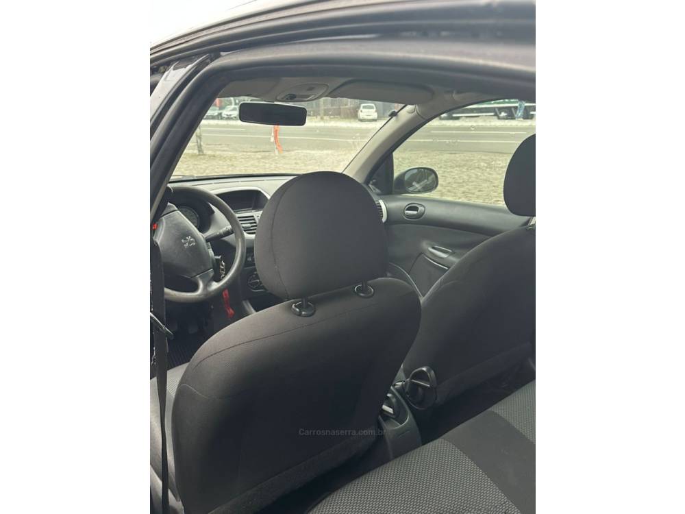 PEUGEOT - 207 - 2012/2012 - Preta - R$ 24.900,00